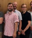Forskere fra AU - med Jens Leipziger i spidsen - har udviklet en urintest, som skal give svar på effekten af nye lægemidler til patienter med cystisk fibrose. Fra venstre til højre: Karen Skødt Sørensen, Samuel Levi Svendsen, Peder Berg, Mads V. Sør
