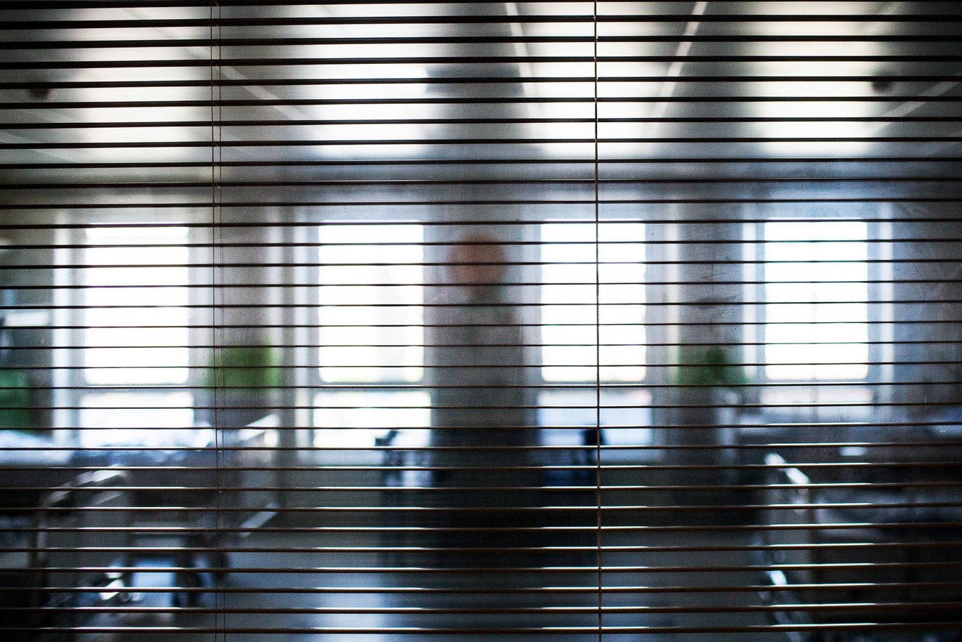 Der mangler viden om, hvordan det påvirker patienter at være isolerede under behandlingen. Der mangler viden om, hvordan det påvirker patienter at være isolerede under behandlingen.