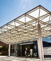 [Translate to English:] Kåringen til landets bedste højtspecialiserede hospital blev modtaget med stolthed og glæde, da nyhedsavisen Dagens Medicin overrakte diplomet på Aarhus Universitetshospital. Foto: Tonny Foghmar.