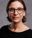 Katja von Hoff er uddannet pædiatrisk onkolog ved University Hospital Hamburg og Charité Universitätsmedizin i Berlin. Hun tiltrådte sin stilling på Institut for Klinisk Medicin og Aarhus Universitetshospital d. 1. februar.