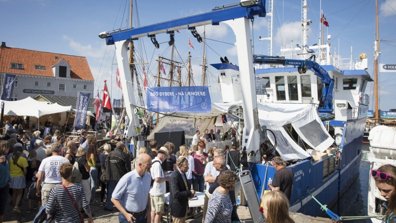 Come aboard the research vessel Aurora to participate in Health’s events at this year’s Democracy Festival on gambling addiction and the challenges to the brain in an age of hyper-information.