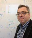 Ny professor på Aarhus Universitet Thomas Vorup-Jensen er optaget af at afdække immunsystemets molekylære mekanismer. Det åbner op for bedre diagnostik af sygdomme, som har med immunsystemet at gøre.