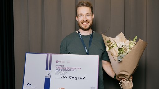 PhD student Uffe Kjærgaard from the Department of Clinical Medicine is this year’s winner of the 3MT competition at Aarhus University. Photo: Andrea Lif, AU Photo. PhD student Uffe Kjærgaard from the Department of Clinical Medicine is this year’s winner of the 3MT competition at Aarhus University. Photo: Andrea Lif, AU Photo.