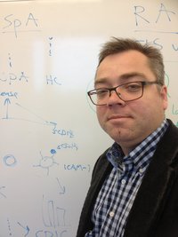 Ny professor på Aarhus Universitet Thomas Vorup-Jensen er optaget af at afdække immunsystemets molekylære mekanismer. Det åbner op for bedre diagnostik af sygdomme, som har med immunsystemet at gøre.
