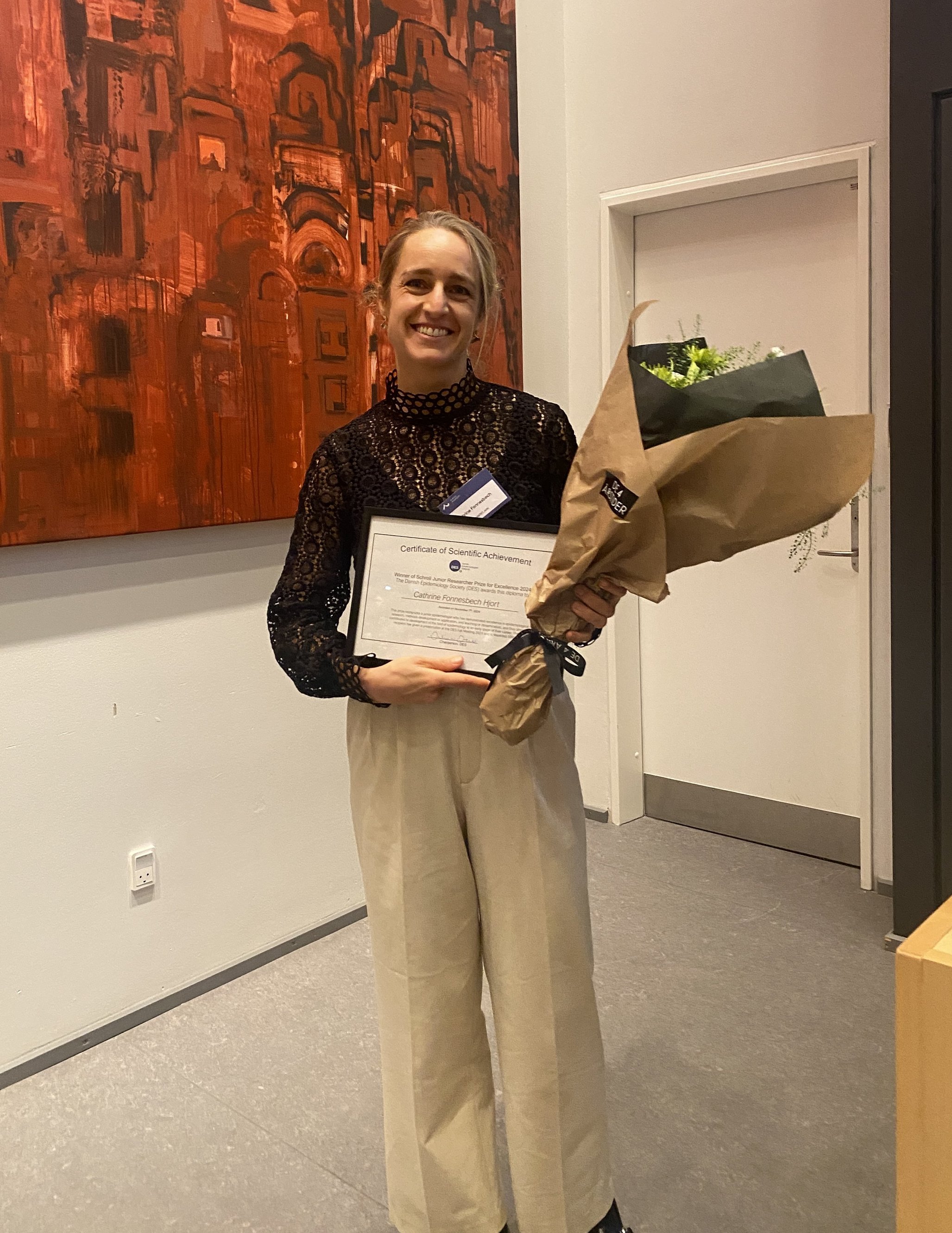 Postdoc Cathrine Fonnesbech Hjorth was awarded the Schroll Prize for Excellence by the Danish Epidemiological Society at their fall meeting.