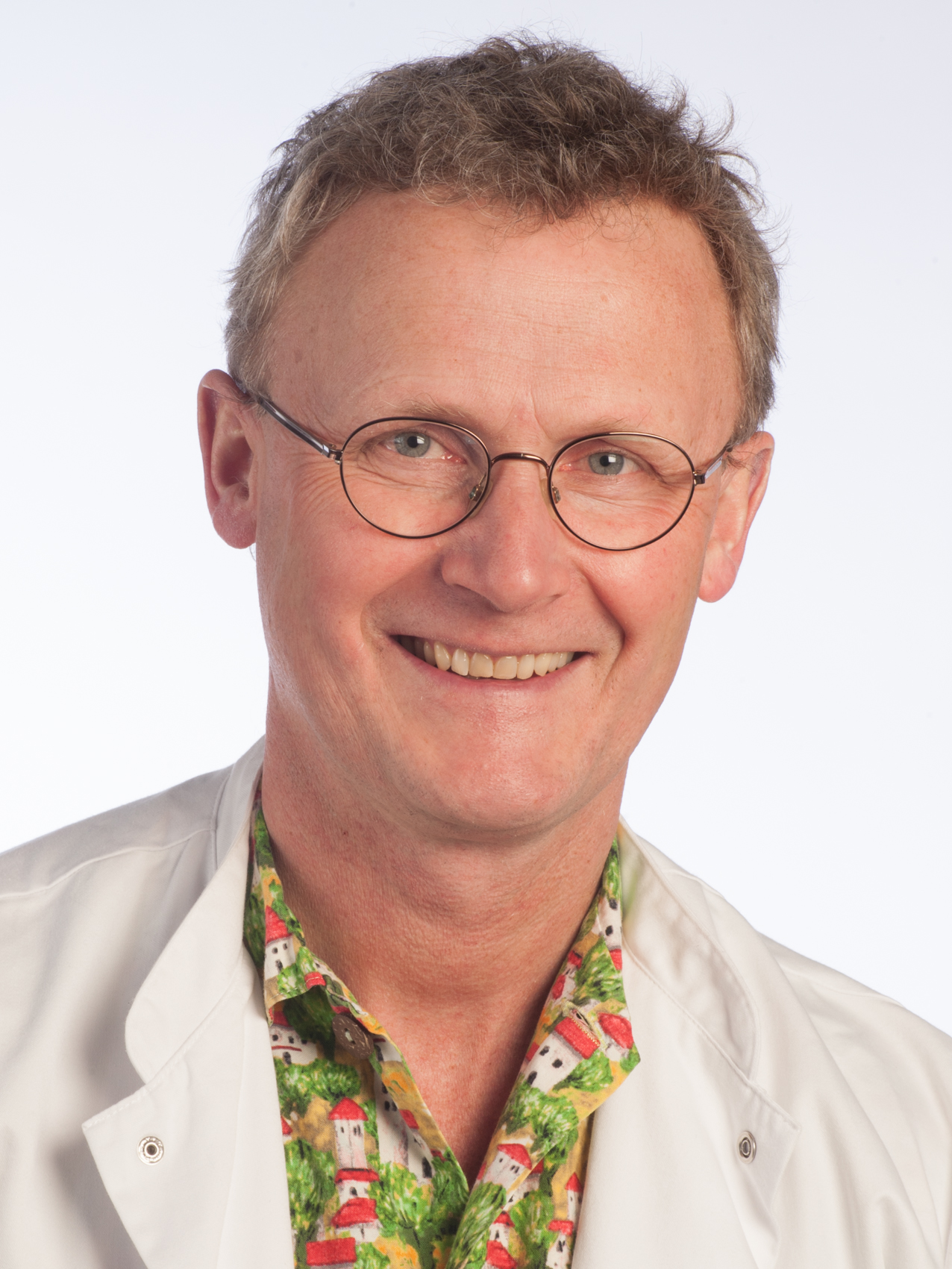 Henning Grønbæk forsker i leversygdomme, med særligt fokus på fedtleversygdom og skrumpelever. Han er tiltrådt i et nyt professorat på Aarhus Universitet, Aarhus Universitetshospital. Henning Grønbæk forsker i leversygdomme, med særligt fokus på fedtleversygdom og skrumpelever. Han er tiltrådt i et nyt professorat på Aarhus Universitet, Aarhus Universitetshospital.