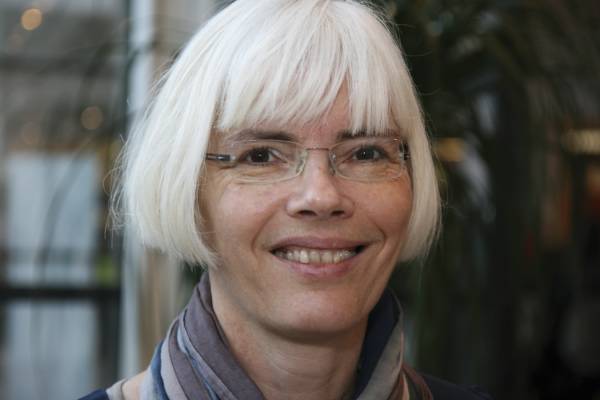 Helle Hornhaver er arrangør af sommerskolen på SKT, som fylder 10 år. Helle Hornhaver er arrangør af sommerskolen på SKT, som fylder 10 år.